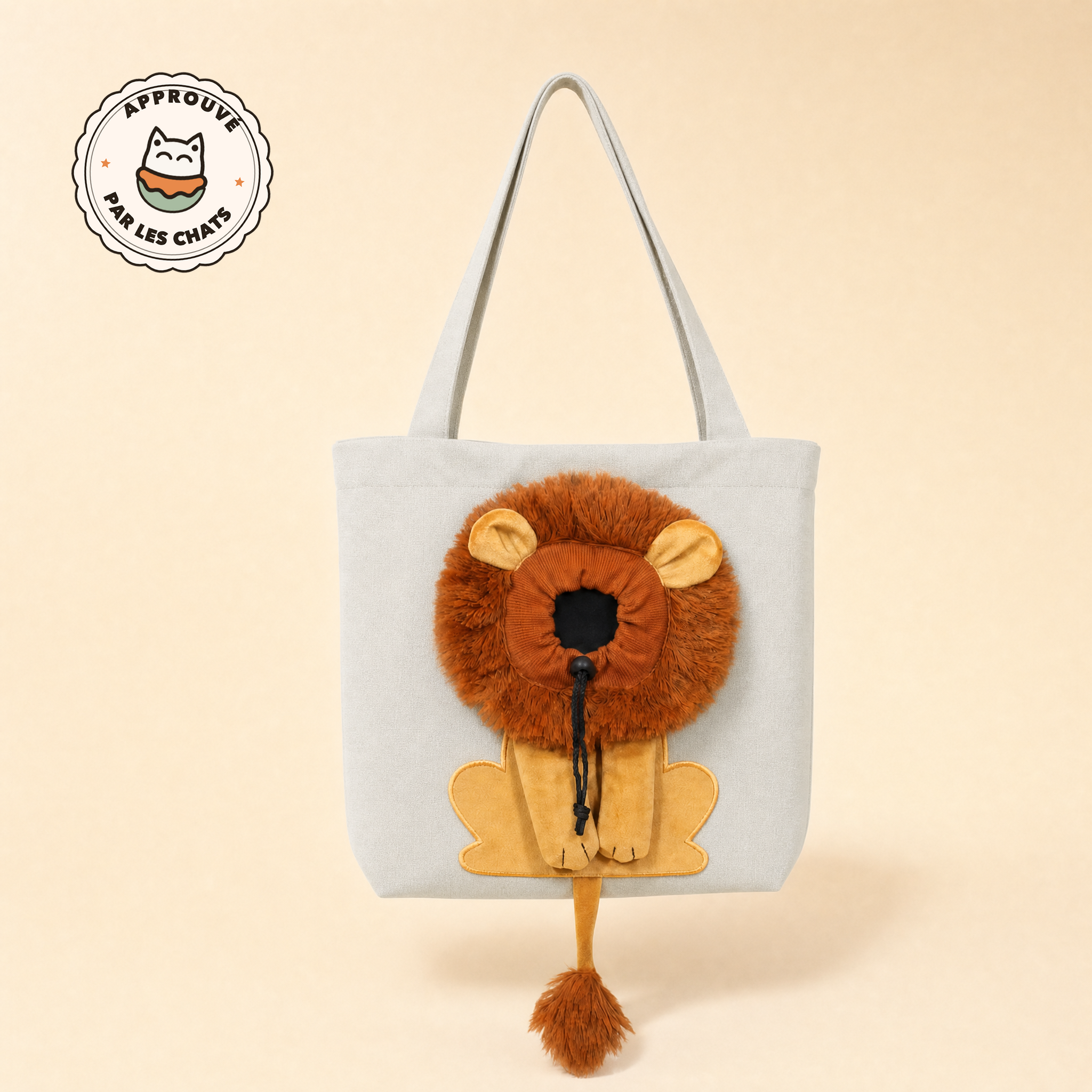 Le Sac Pawkaboo Lion — toile gris clair, crinière peluche, packshot studio