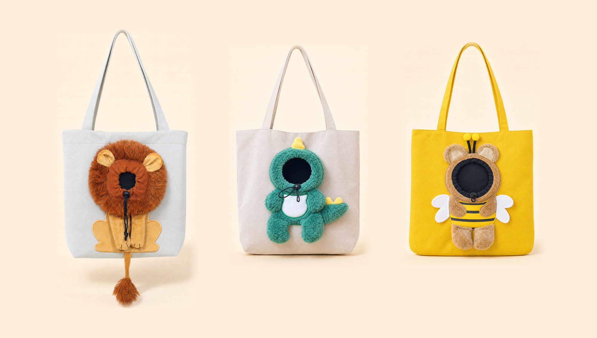 Les trois sacs Pawkaboo côte à côte — lion gris clair, dinosaure écru, abeille jaune